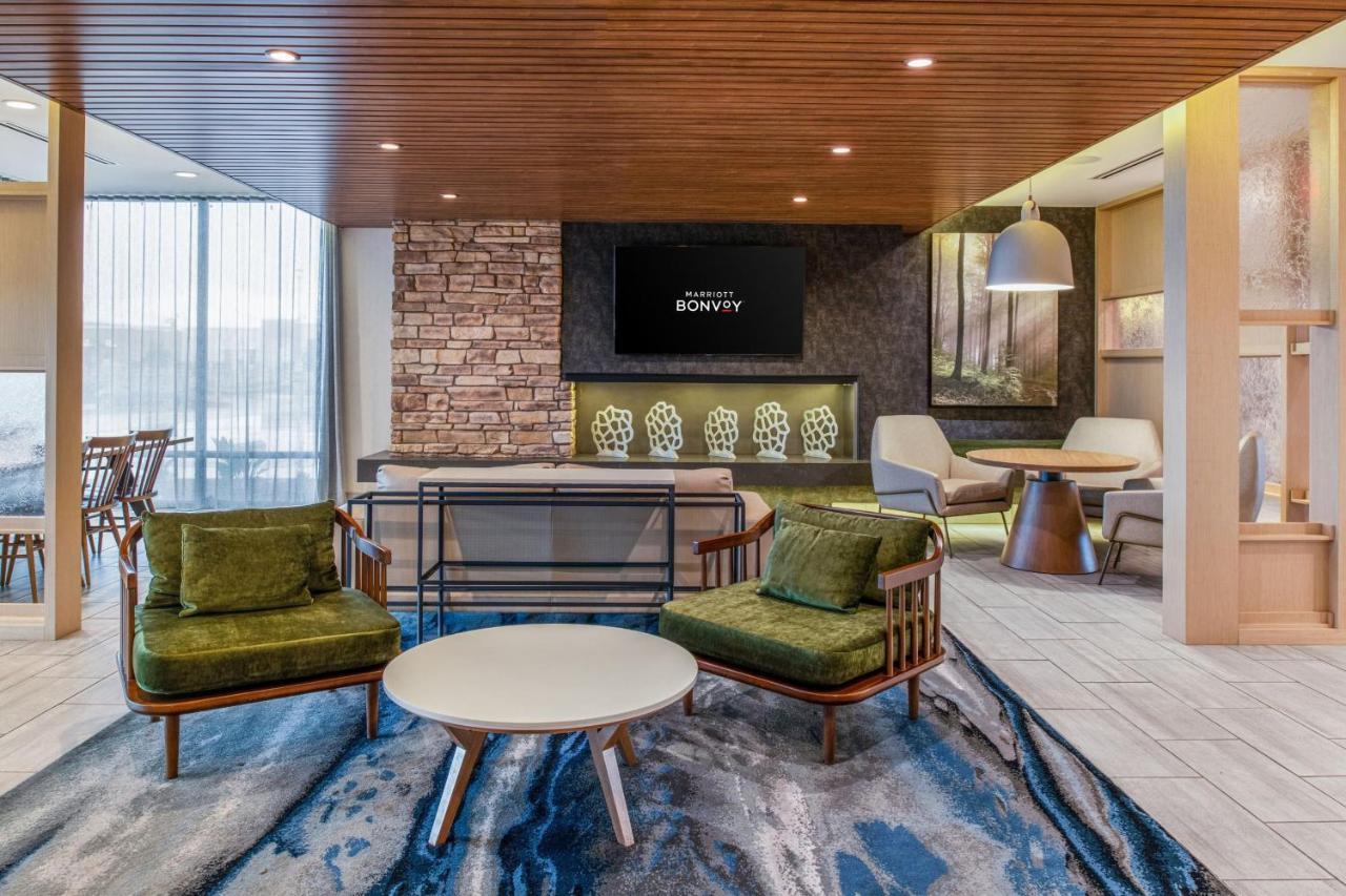 Fairfield Inn & Suites By Marriott Меніфрі Екстер'єр фото