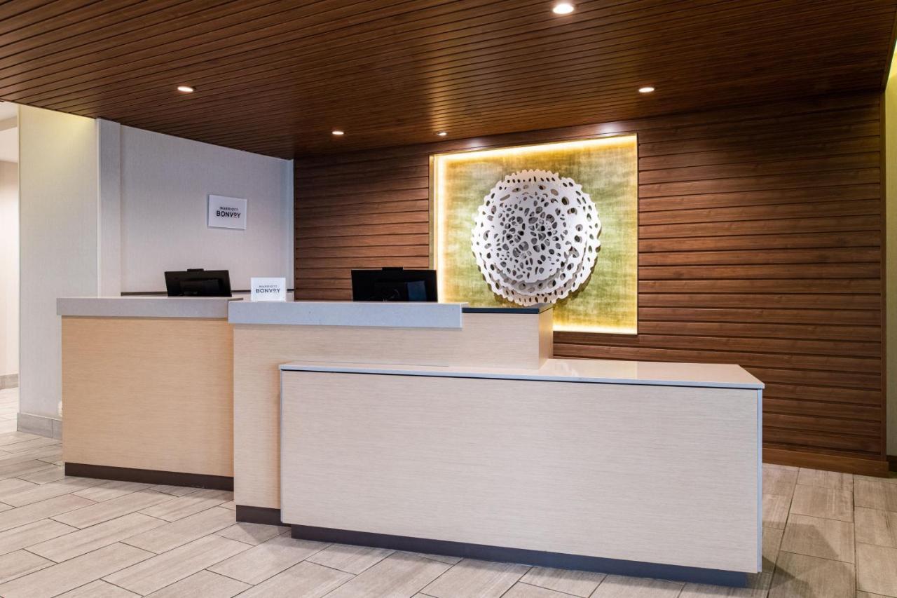Fairfield Inn & Suites By Marriott Меніфрі Екстер'єр фото