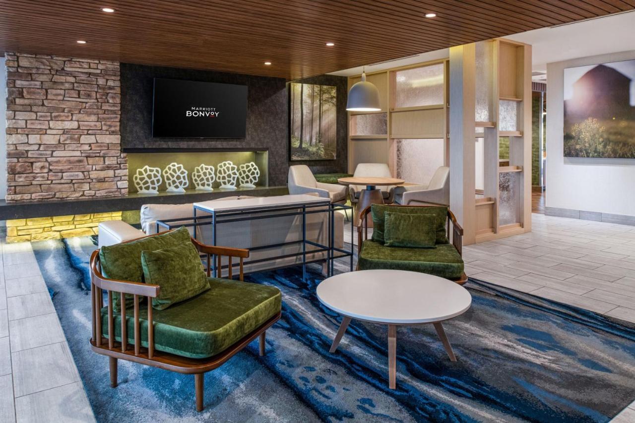 Fairfield Inn & Suites By Marriott Меніфрі Екстер'єр фото