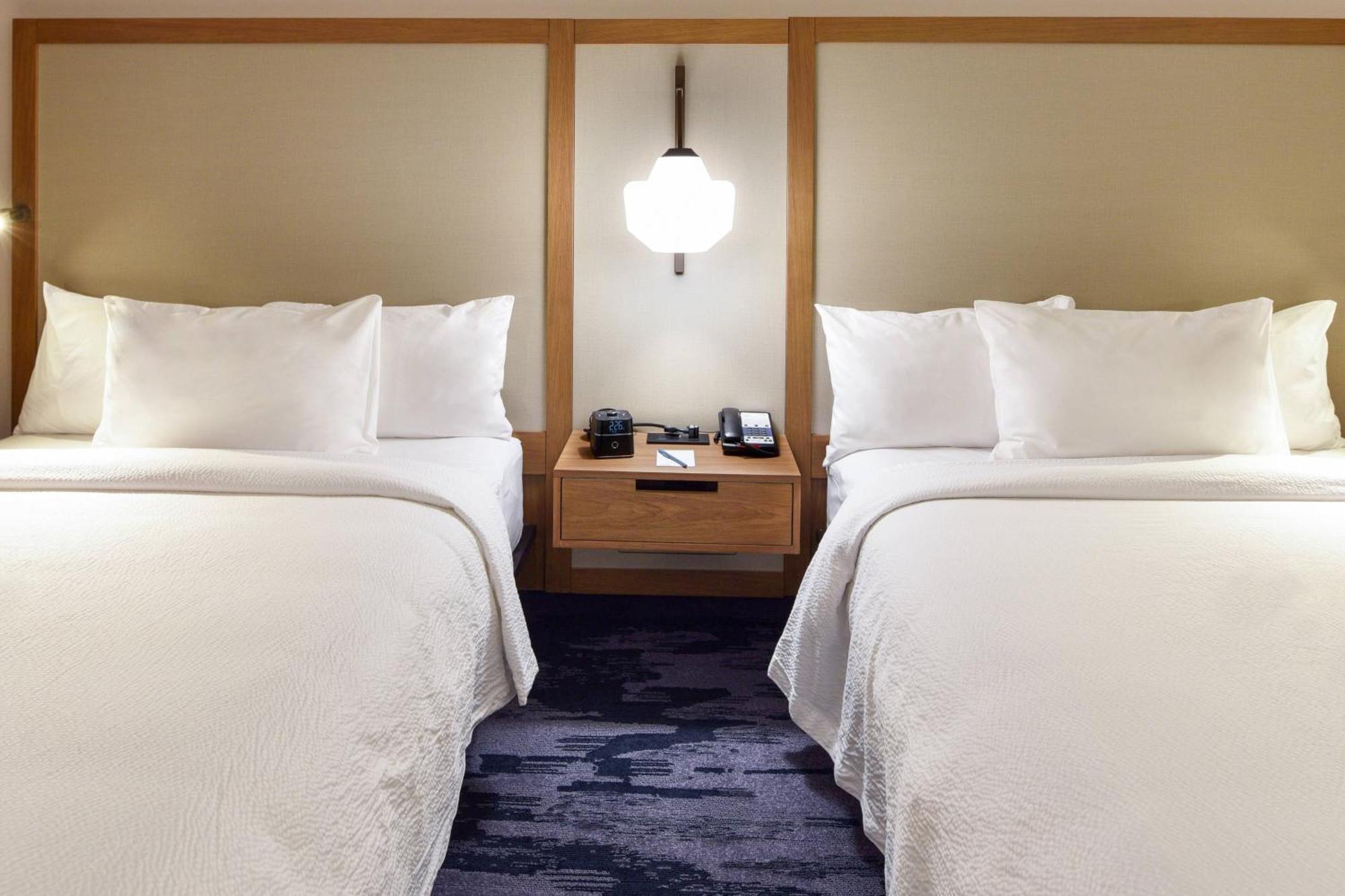 Fairfield Inn & Suites By Marriott Меніфрі Екстер'єр фото