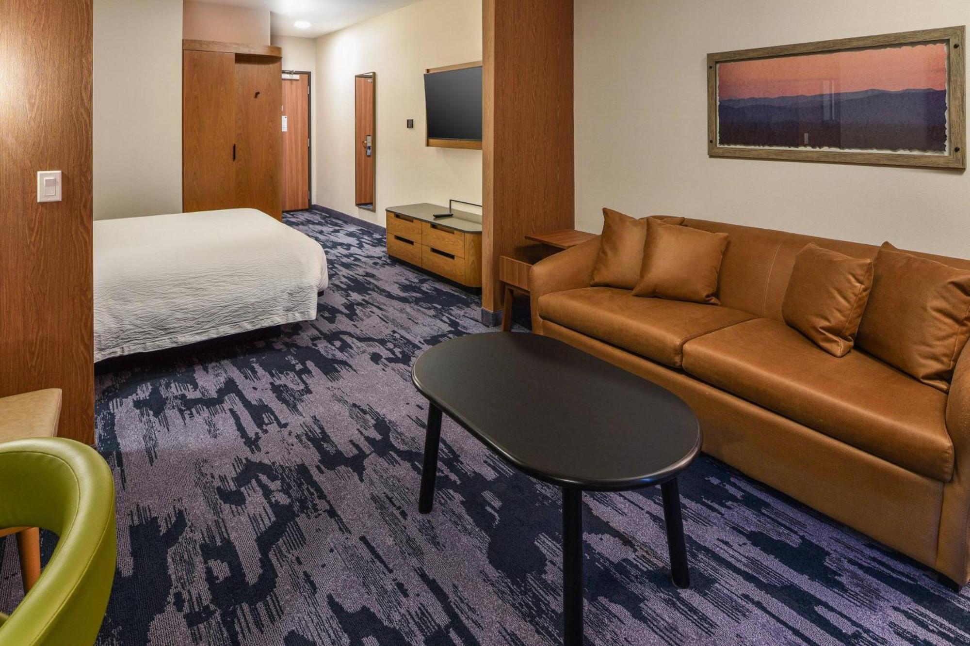 Fairfield Inn & Suites By Marriott Меніфрі Екстер'єр фото