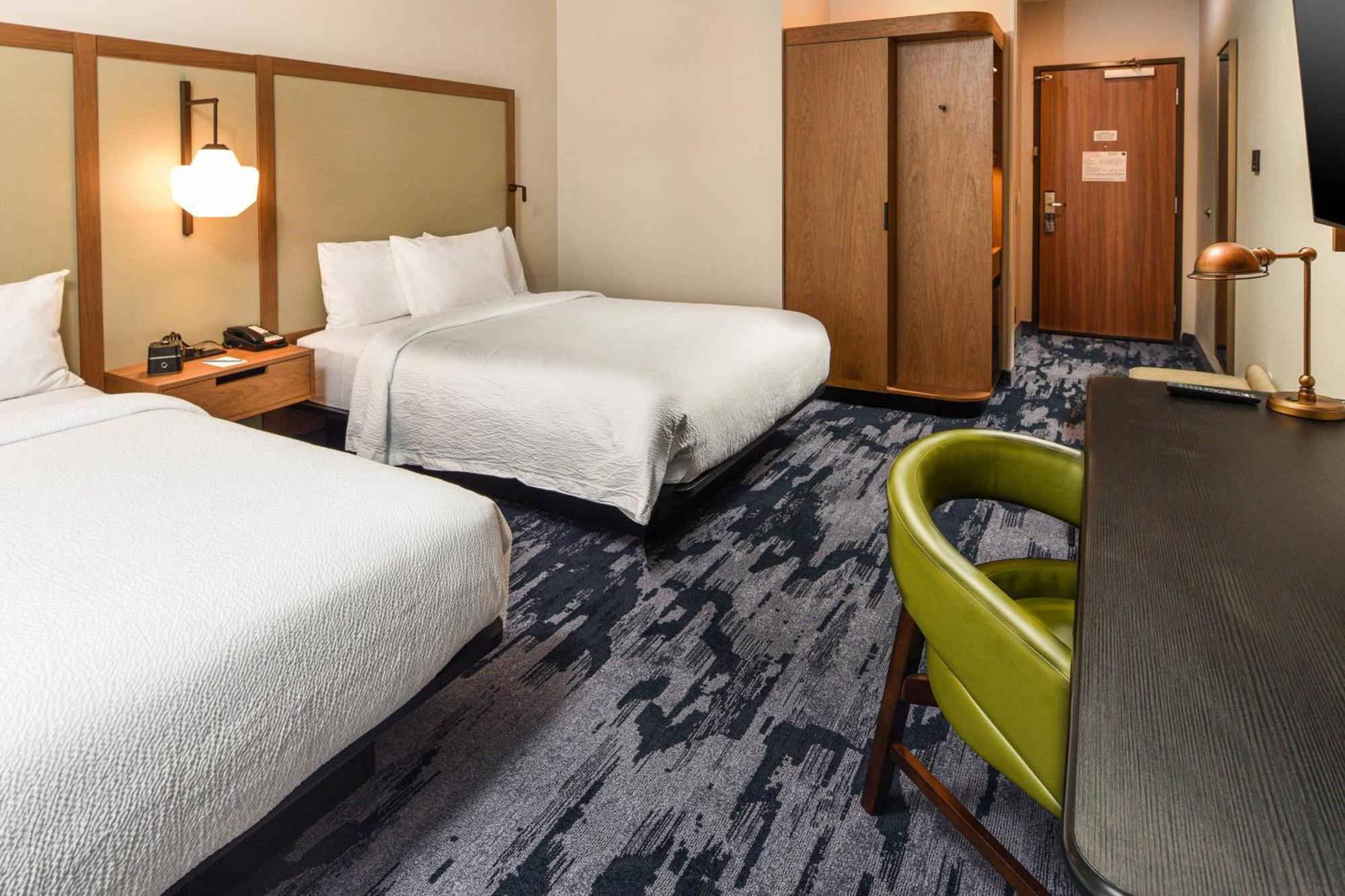 Fairfield Inn & Suites By Marriott Меніфрі Екстер'єр фото